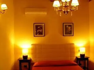 Relais Under The Tower 3*